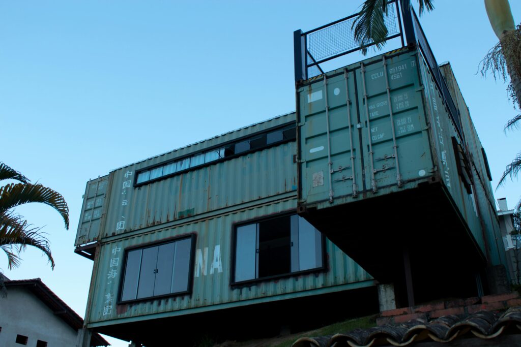 Moderne containerwoning ontwerpen: Duurzaam en stijlvol wonen